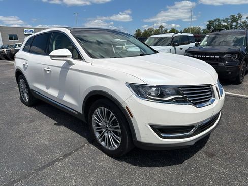 Used 2018 Lincoln MKX Reserve w/ Lincoln MKX Climate Package AWD/4WD image 2