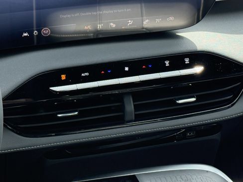 New 2026 Buick Enclave Sport Touring w/ Power Package AWD/4WD image 14