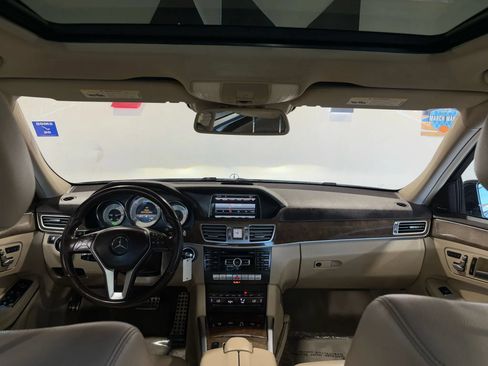 Used 2014 Mercedes-Benz E 350 Sedan image 9