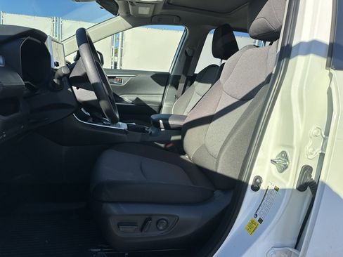 Certified 2025 Toyota RAV4 XLE image 10