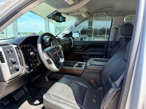 Used 2017 GMC Sierra 1500 SLT AWD/4WD image 12