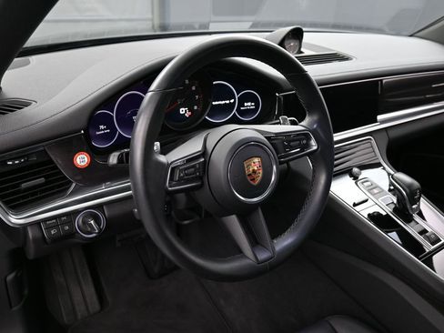 Certified 2023 Porsche Panamera 4 Platinum Edition AWD/4WD image 17