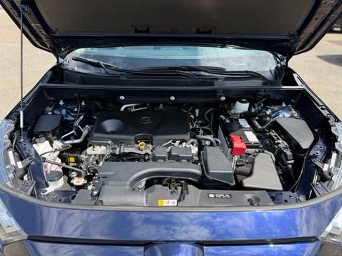 Used 2024 Toyota RAV4 XLE w/ Convenience Package AWD/4WD image 13