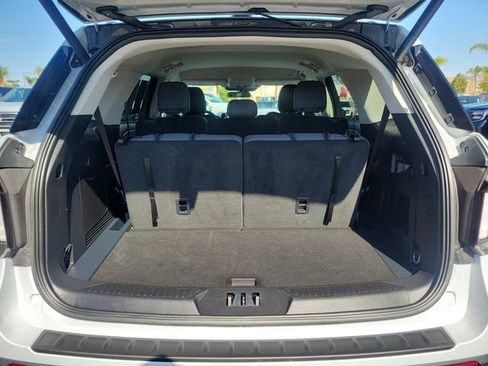 Used 2026 Ford Explorer Active RWD image 28