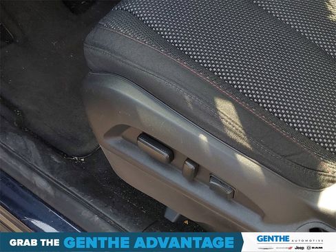 Used 2015 Chevrolet Equinox LT image 9