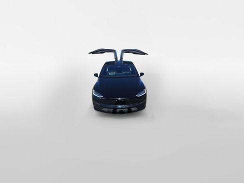 Used 2022 Tesla Model X image 19