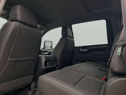 New 2026 Chevrolet Silverado 2500 LTZ w/ LTZ Convenience Package AWD/4WD image 9