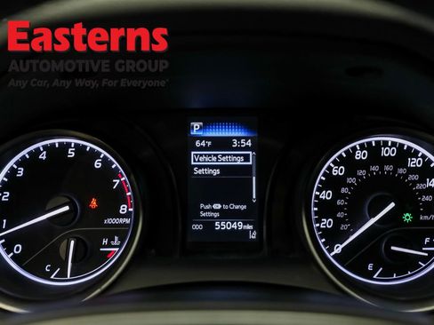 Used 2024 Toyota Camry SE image 19