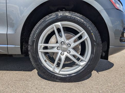 Used 2016 Audi Q5 2.0T Premium Plus w/ Technology Package image 13