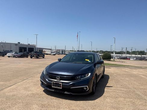 Used 2020 Honda Civic EX image 6