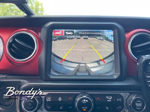 Used 2021 Jeep Wrangler Unlimited Rubicon AWD/4WD image 6