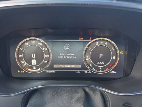 Used 2024 Jaguar F-PACE R-Dynamic S image 21