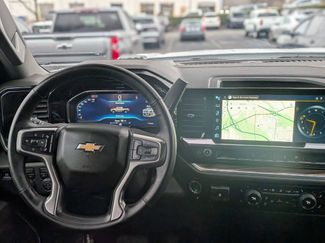 Used 2025 Chevrolet Silverado 2500 LT w/ Convenience Package video 2