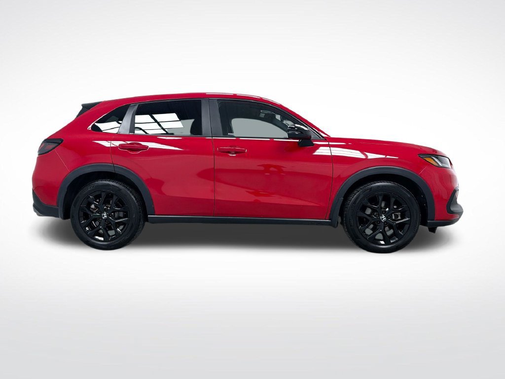 Used 2025 Honda HR-V Sport image 10