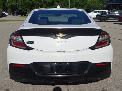 Used 2017 Chevrolet Volt LT Hatchback 4D FWD image 7