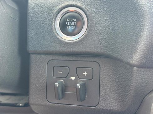 Used 2024 Toyota Tundra SR5 w/ SR5 Convenience Package AWD/4WD image 15