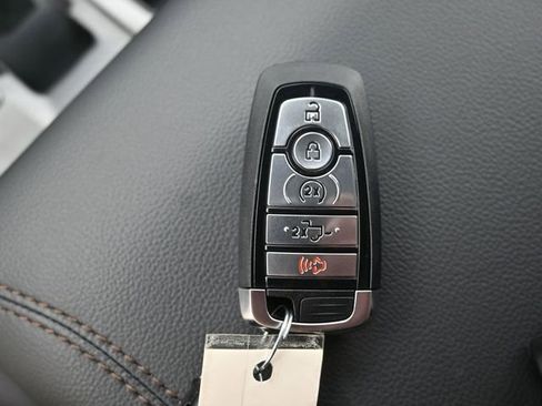 New 2025 Ford F150 Lariat w/ Equipment Group 502A High image 13