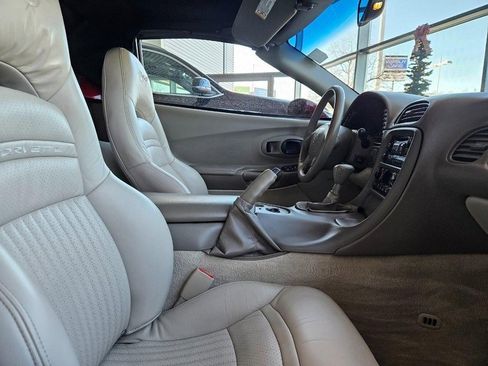 Used 2003 Chevrolet Corvette Convertible w/ Preferred Equipment Group1 image 8