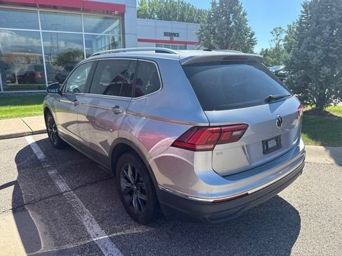 Used 2023 Volkswagen Tiguan SE w/ Panoramic Sunroof Package AWD/4WD image 6