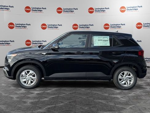 New 2026 Hyundai Venue SE image 4