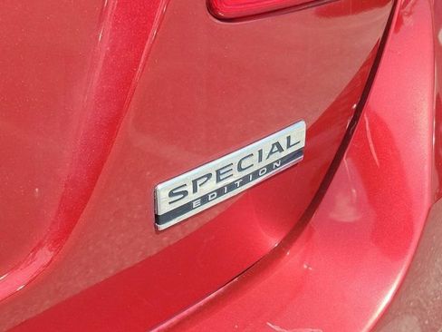 Used 2019 Nissan Sentra SV w/ Special Edition Package FWD image 11