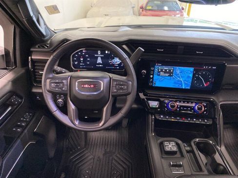 Used 2026 GMC Sierra 2500 AT4X w/ AT4X AEV Edition AWD/4WD image 16