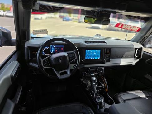 Used 2022 Ford Bronco Badlands AWD/4WD image 25