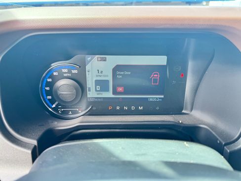 Used 2024 Ford Bronco Outer Banks image 13