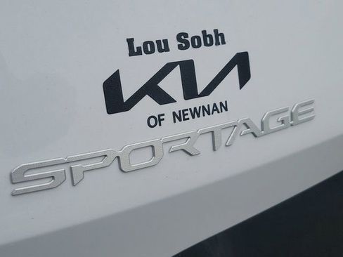 New 2026 Kia Sportage SX image 7