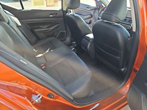 Used 2022 Nissan Altima 2.5 SR image 8