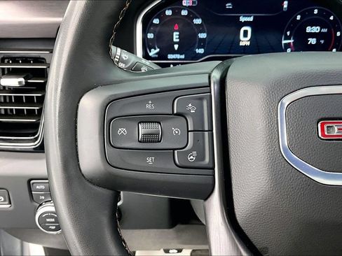 Used 2024 GMC Sierra 2500 AT4 w/ AT4 Premium Plus Package AWD/4WD image 19