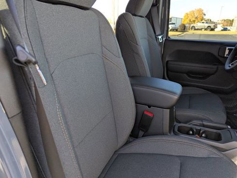 New 2026 Jeep Wrangler Willys AWD/4WD image 28