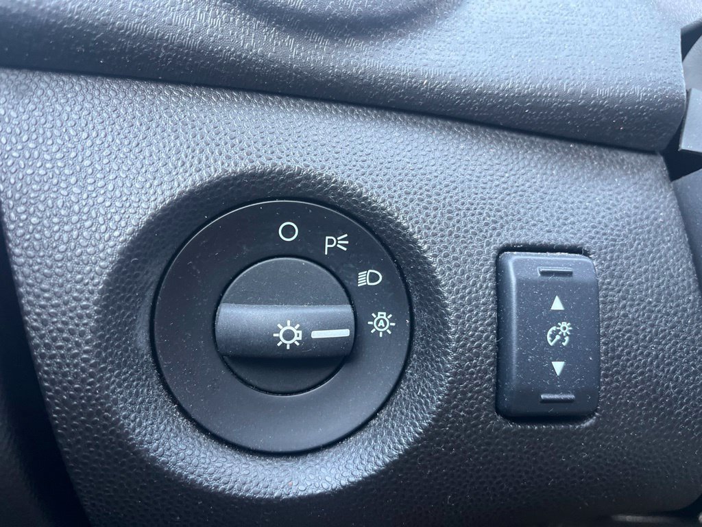Used 2018 Ford Fiesta SE FWD image 22