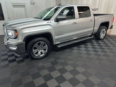 Used 2018 GMC Sierra 1500 SLT AWD/4WD image 5