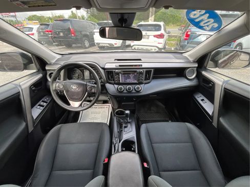 Used 2018 Toyota RAV4 LE w/ All Weather Liner Package image 29