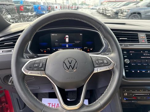 Used 2022 Volkswagen Tiguan SE AWD/4WD image 20