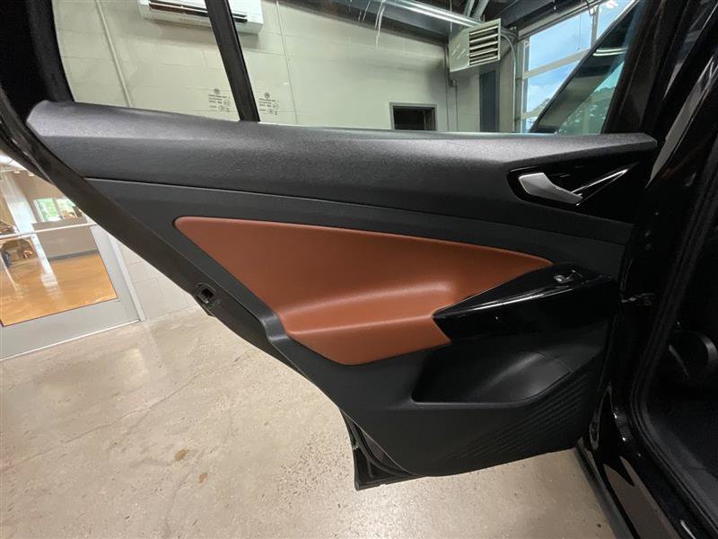 Used 2021 Volkswagen ID.4 Pro S w/ Gradient Package RWD image 18