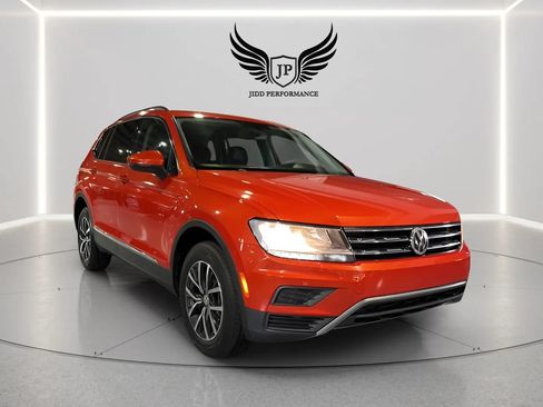 Used 2018 Volkswagen Tiguan SEL FWD image 1