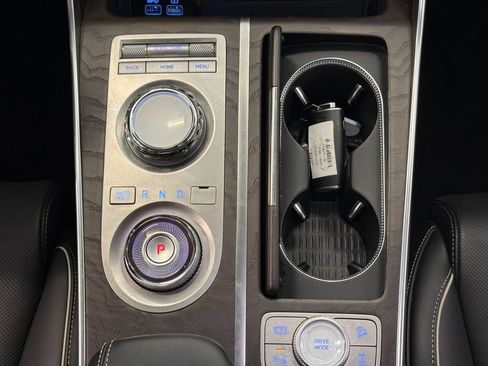 Used 2024 Genesis GV80 3.5T Advanced AWD/4WD image 30