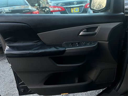 Used 2012 Honda Odyssey EX-L image 22