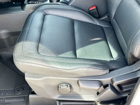 New 2025 Ford Bronco Badlands image 14