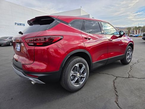 New 2026 Chevrolet Blazer LT image 4