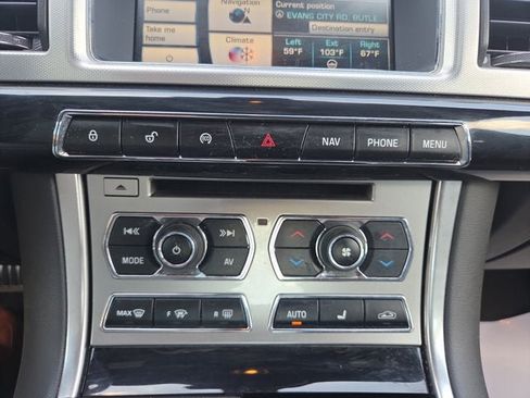 Used 2015 Jaguar XF Sport AWD/4WD image 18