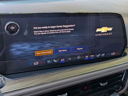 New 2026 Chevrolet Suburban High Country w/ Sun And Tow Package AWD/4WD image 15