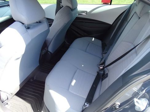Used 2024 Toyota Corolla SE w/ SE Premium Package FWD image 11