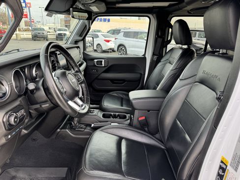 Used 2021 Jeep Wrangler Unlimited Sahara w/ Cold Weather Group image 26