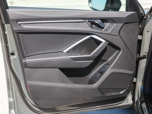 New 2025 Audi Q3 2.0T Premium image 33