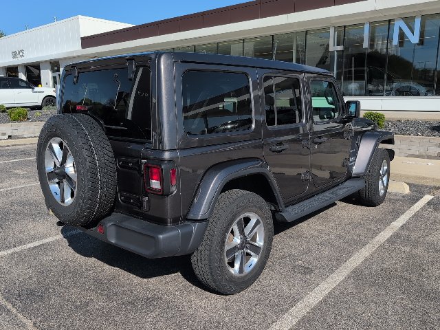 Used 2020 Jeep Wrangler Unlimited Sahara w/ Cold Weather Group AWD/4WD image 2