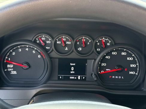Used 2025 Chevrolet Silverado 1500 Custom image 29