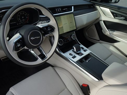 Used 2024 Jaguar XF R-Dynamic SE image 14